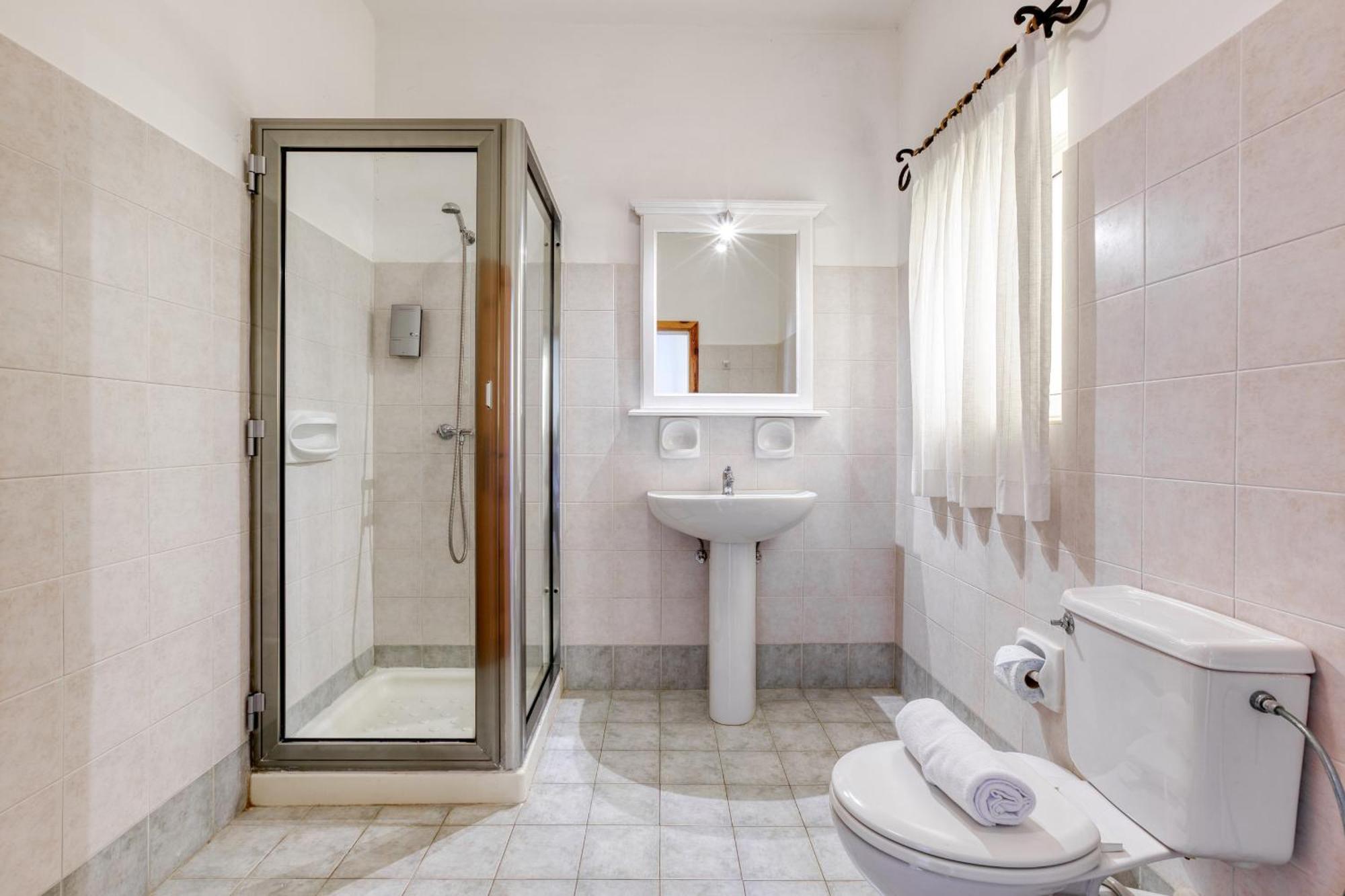 Ta Frenc Apartments Ghasri  Ngoại thất bức ảnh