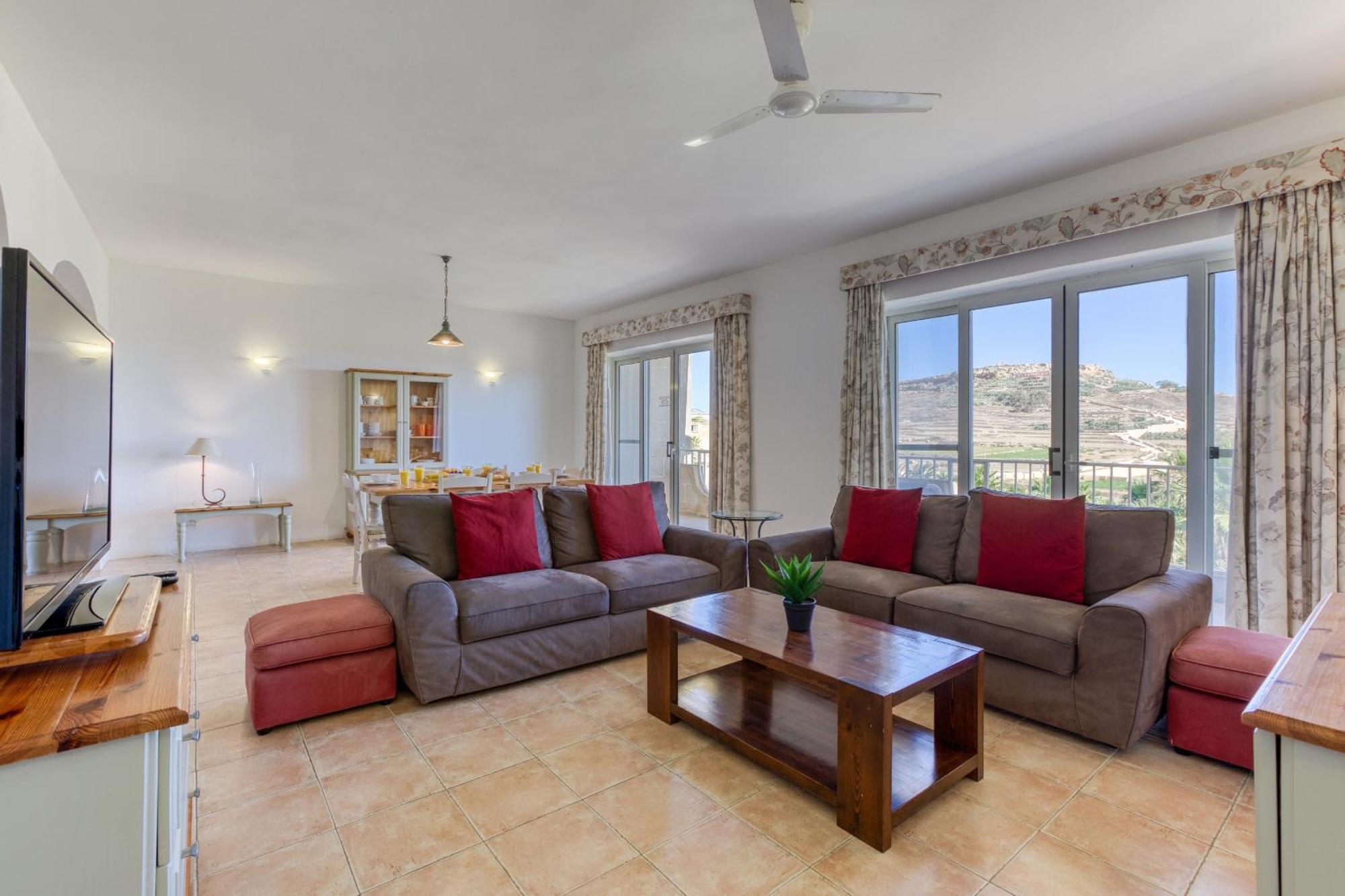 Ta Frenc Apartments Ghasri  Ngoại thất bức ảnh
